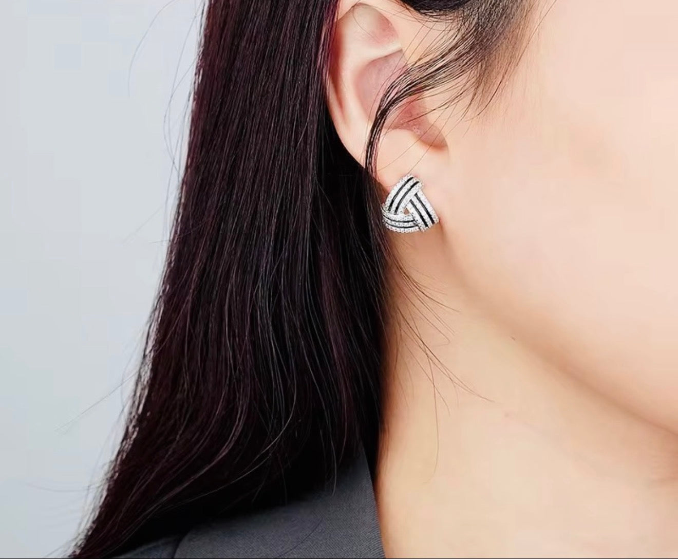 Triny Dainty Earrings