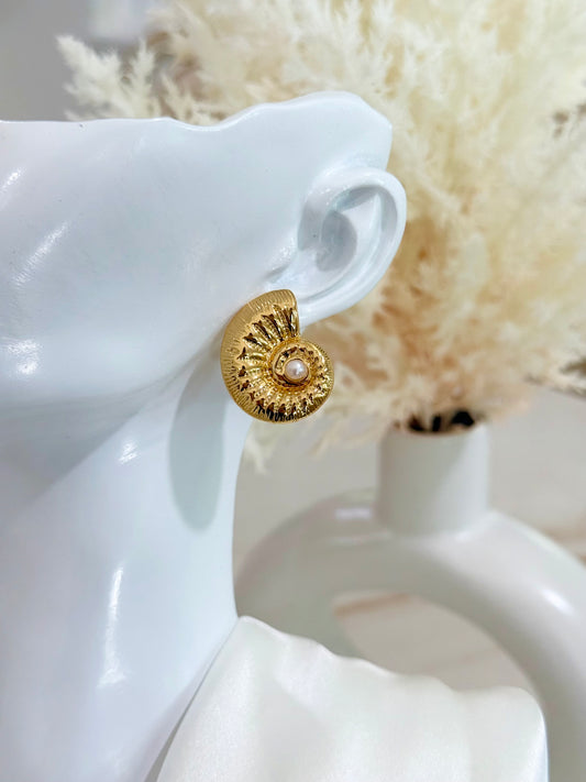 Ali Shell Earrings