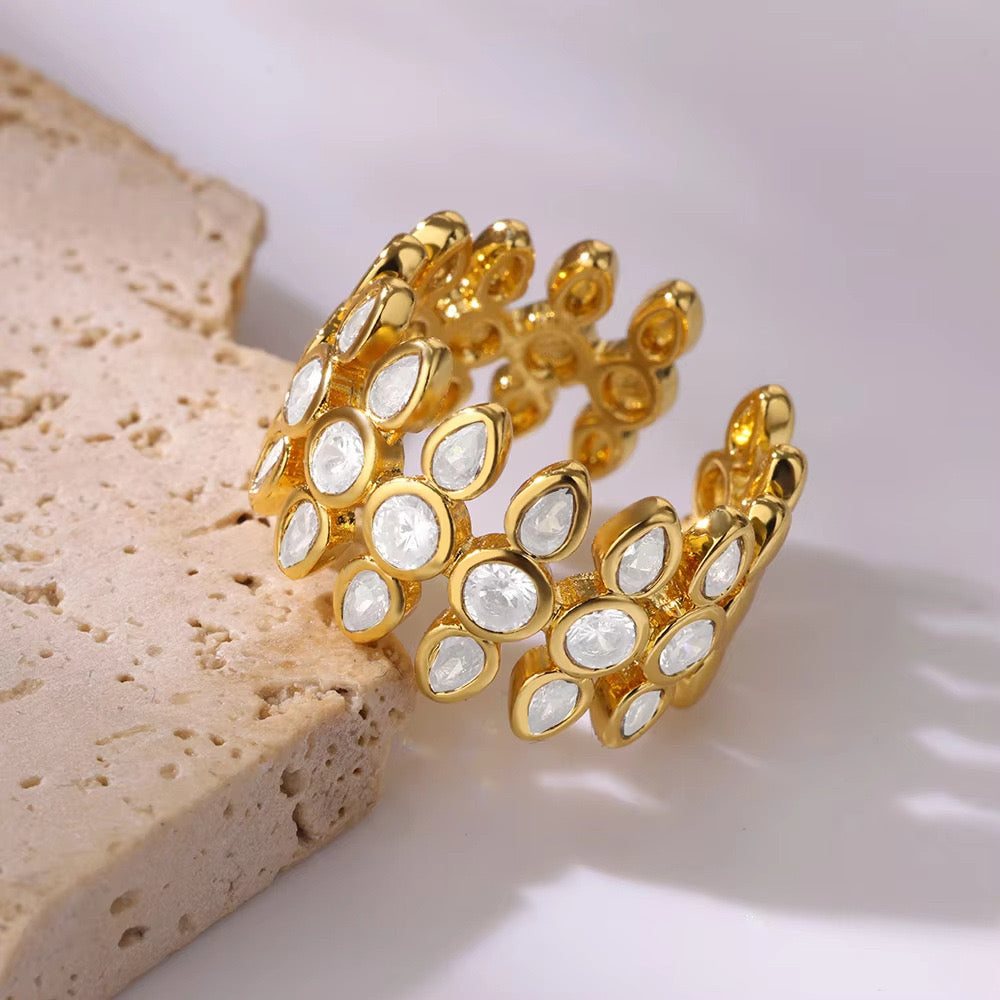 Little luxe flower ring