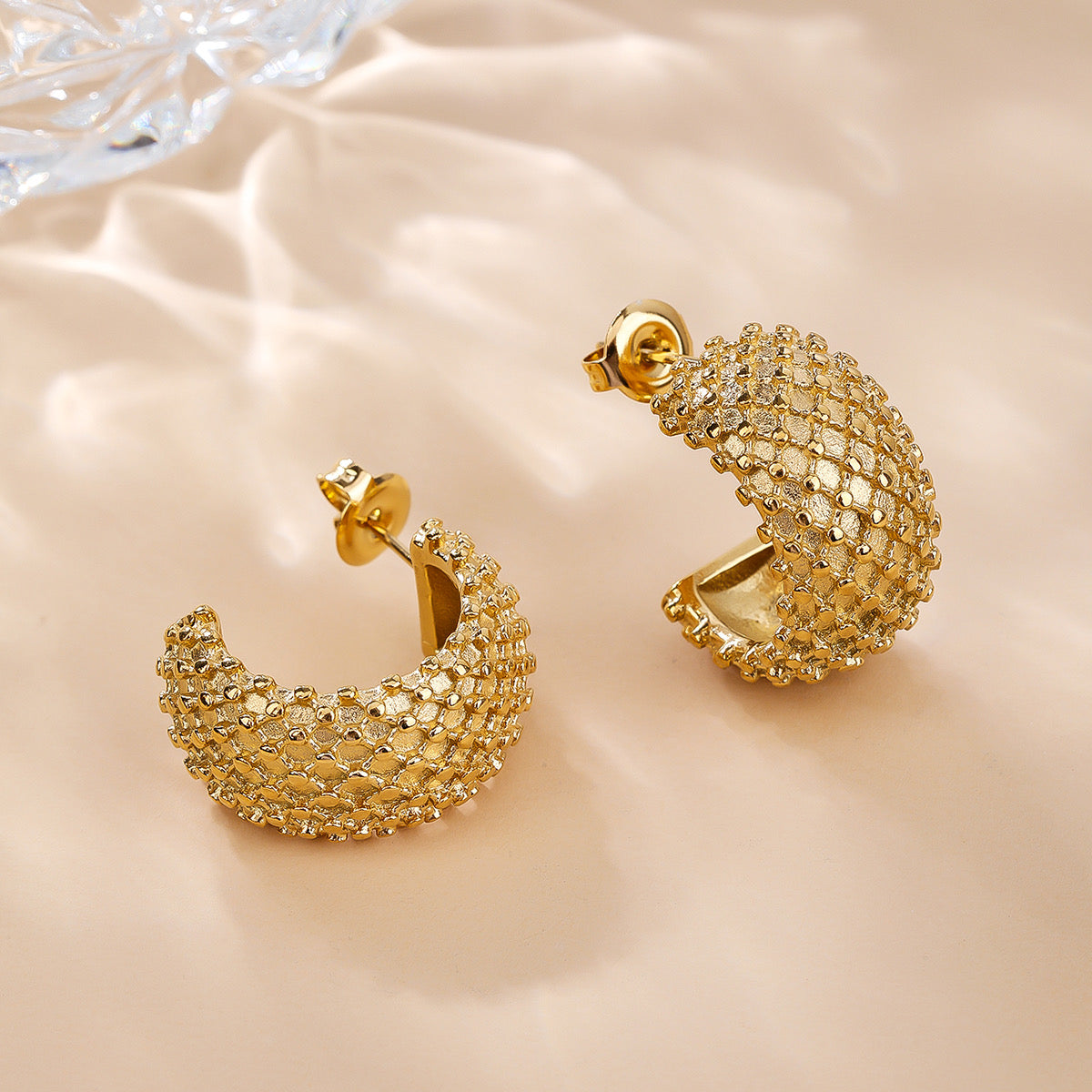 Urban Daisy Earrings