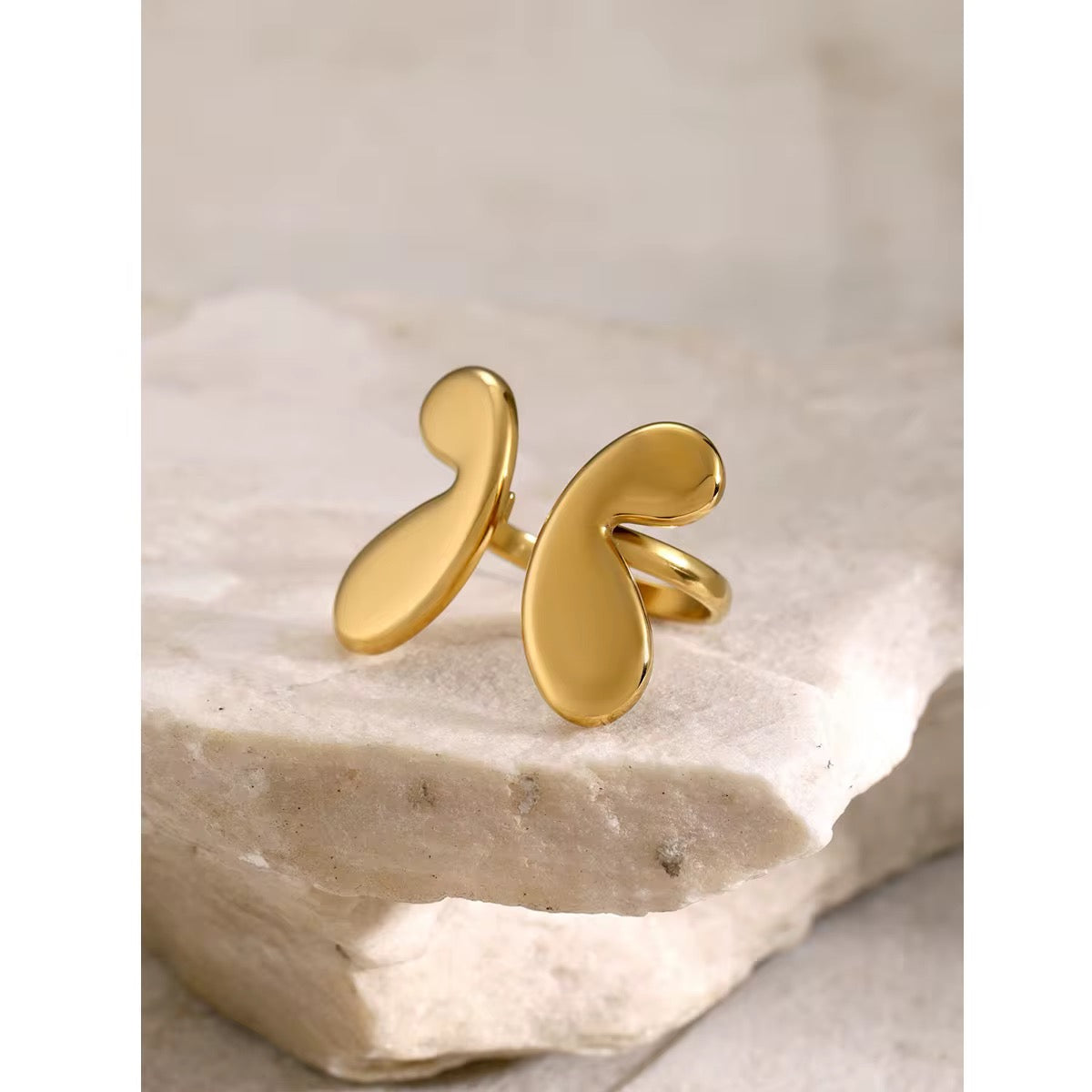 Butter-Fly Ring