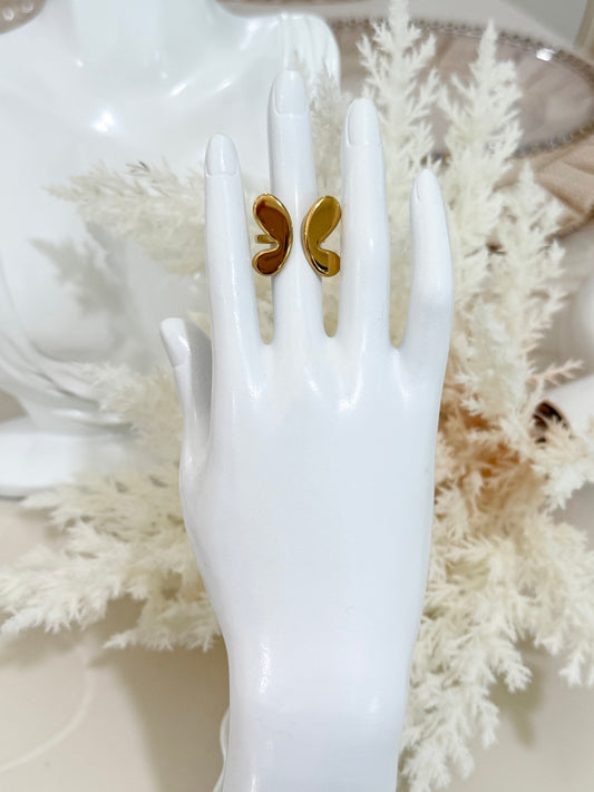 Butter-Fly Ring