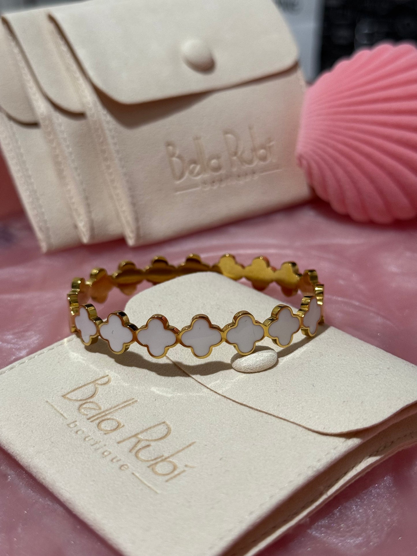 Sandy bracelet