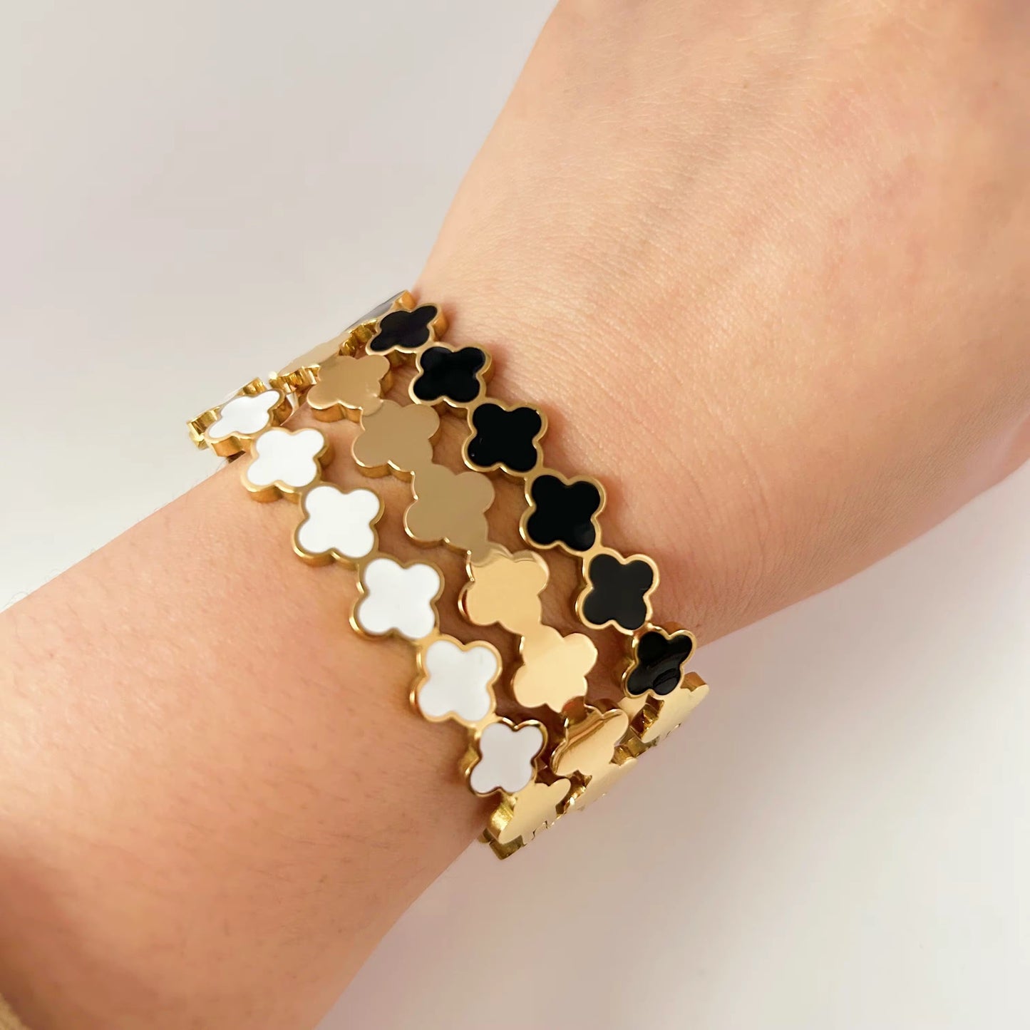 Sandy bracelet