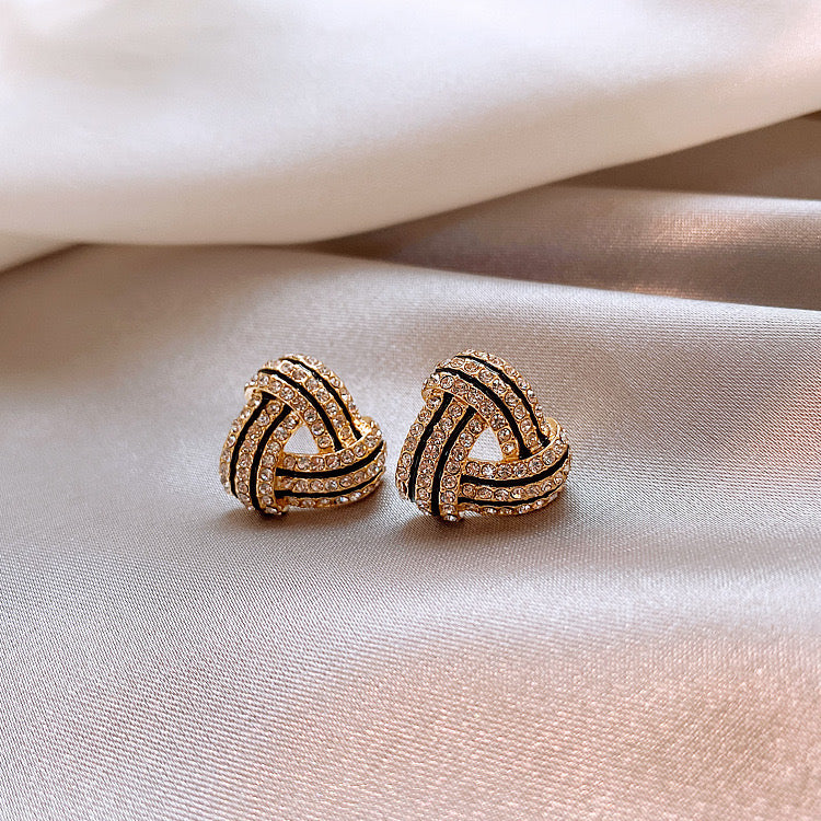 Triny Dainty Earrings