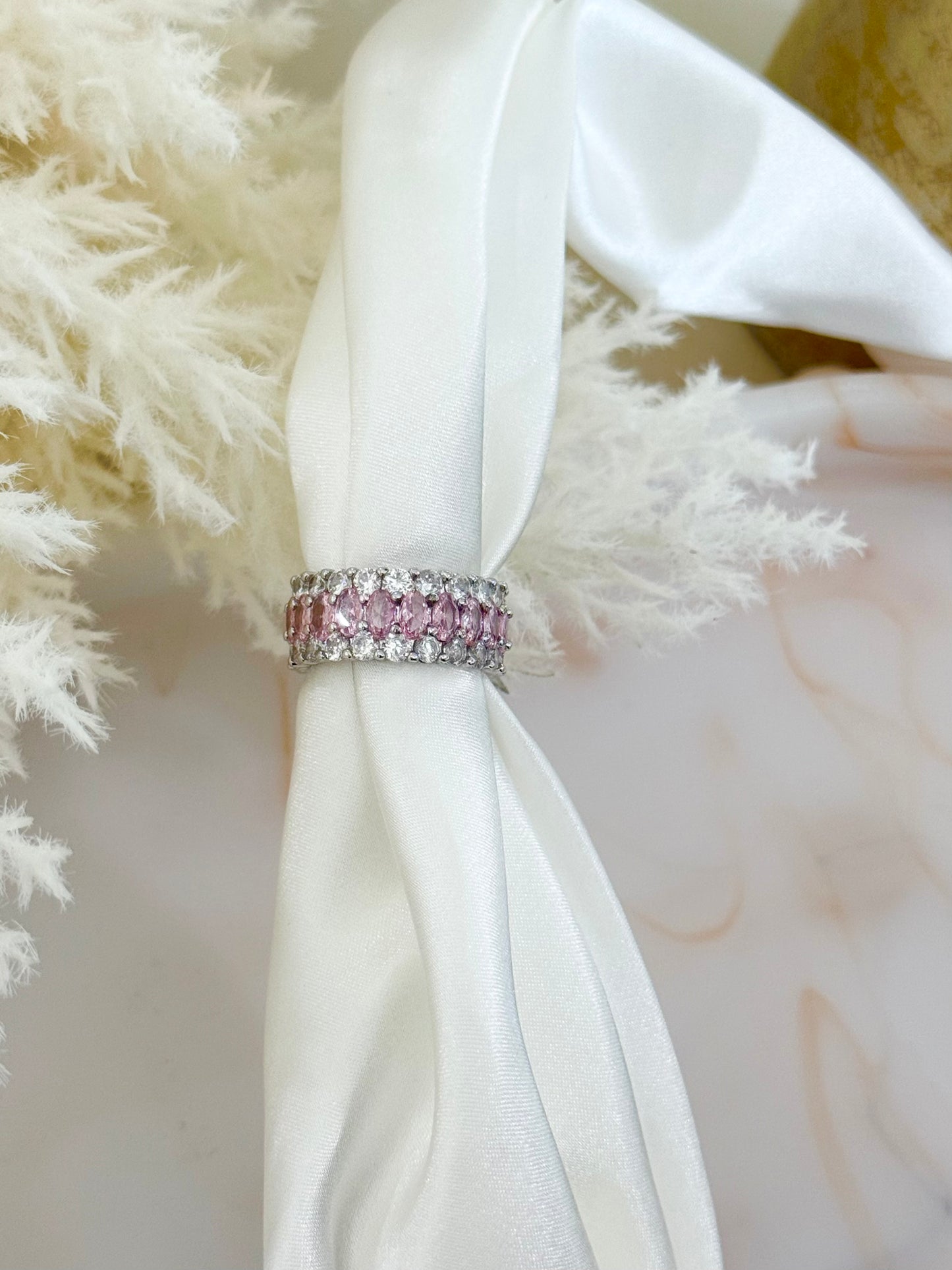 Ava Ring