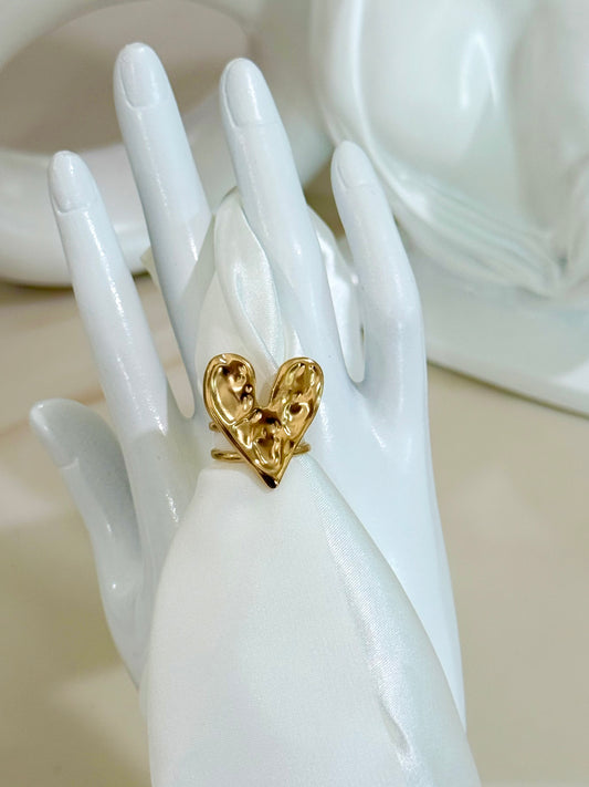 Valerie Heart Ring