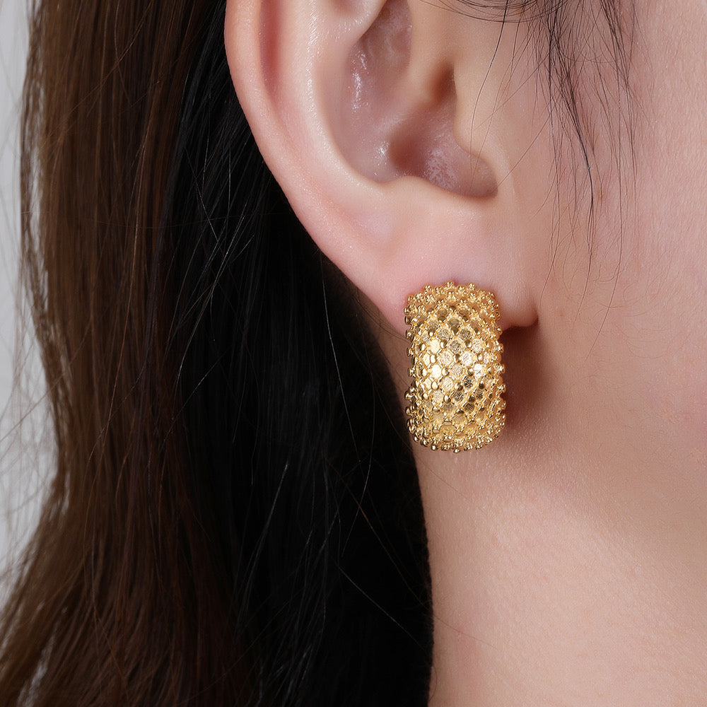 Urban Daisy Earrings
