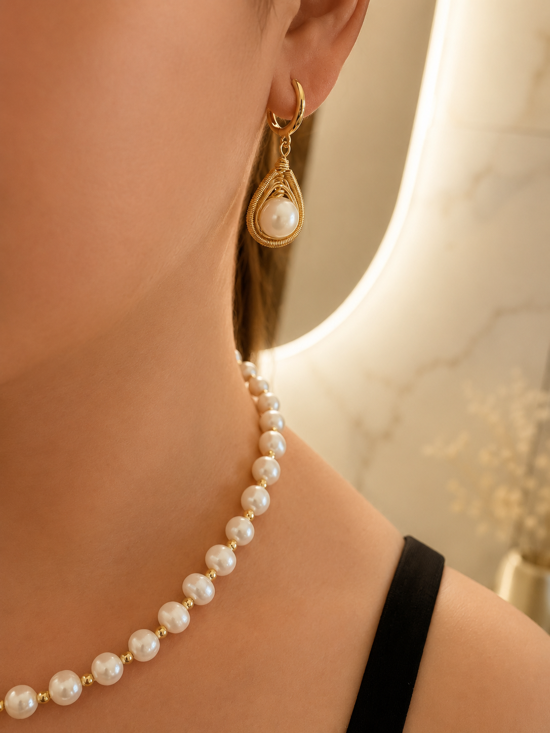 Vanilla Pearl Earrings